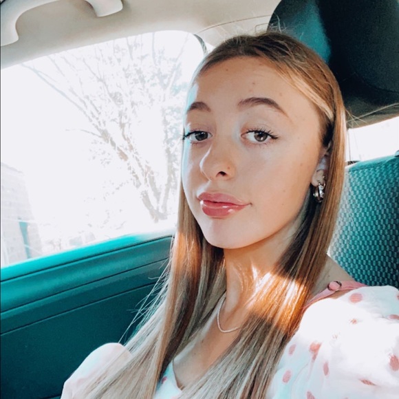 ella_harris05